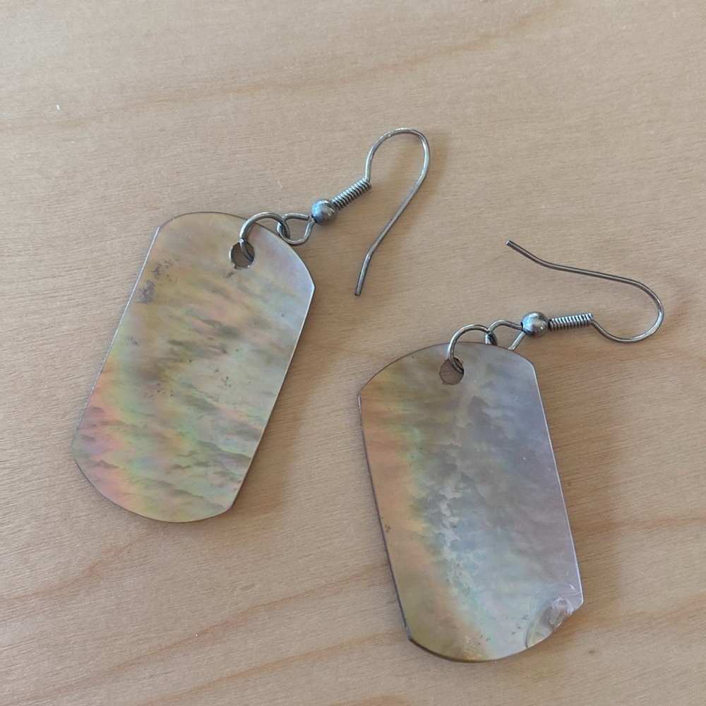 Shell Earrings - Picture 5 of 7